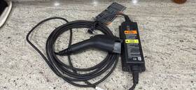 84966858 Gm Genuine Battery Charger Portable 120/240 Volt Ev Unit