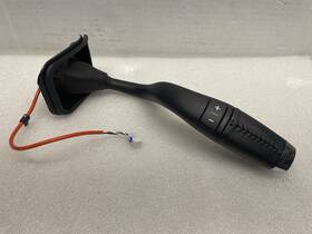 25807855 Gm General Motors Cadillac Gmc Chevy Chevrolet Oem 07-13 Yukon Denali Escalade Black Leather Stitched Column Shifter Lever Arm