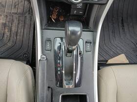 1276909 Honda Used Automatic Transmission Shift Lever Assembly Fits 2014 Accord Grade