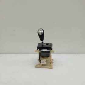 2101027924 Hyundai 2010 Genesis Coupe 2.0 Automatic Transmission Shifter Oem 10