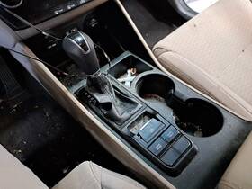 242.hy1321 Hyundai Transmission Shifter Assembly 2021 Tucson Sku#4183076