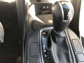 242.hy1417 Hyundai Santa Fe 2017 Transmission Shift