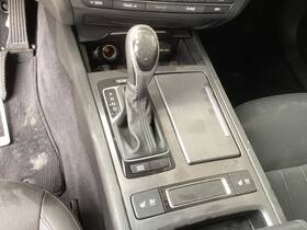 242.hy1g16 Hyundai Genesis 2016 Transmission Shift 1812350