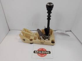 242.hy1u07 Hyundai 2007 Tiburon 6spd Auto Transmission Shifter 11016202