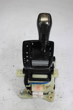 46700-2m230 Hyundai 13 14 15 16 Genesis Coupe Automatic Transmission Gear Shifter And Knob