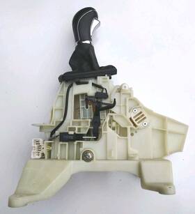 46700-3v700 Hyundai 2012-2017 Azera Automatic Transmission Shifter Assembly