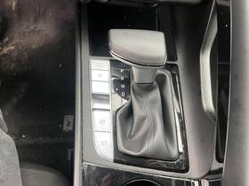 46700by200 Hyundai Used Automatic Transmission Shift Lever Assembly Fits 2022 Elantra Kore