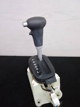 5343322 Hyundai Used Automatic Transmission Shift Lever Assembly Fits 2008 Accent