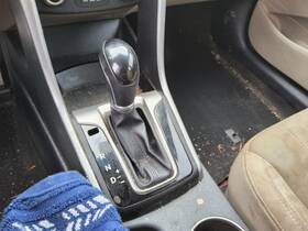 7198045 Hyundai Used Automatic Transmission Shift Lever Assembly Fits 2016 Elantra Gra