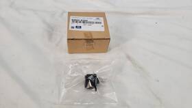 84653-b1100 Hyundai 2014-2016 Genesis G80 Cover Shift Lock Release