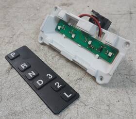 84656-2h110 Hyundai 2007-2009 Elantra Center Console Shifter Lever Indicator Oem