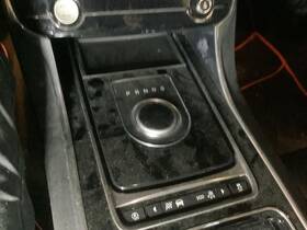 242.ja1e18 Jaguar Xe 2018 Transmission Shift 8137197