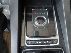 242.ja1g19 Jaguar F-pace 2019 Transmission Shift 2013242