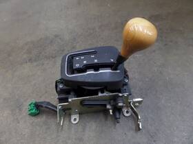 Xr856664 Jaguar 00-08 S-type Gear Shifter Selector Transmission R20