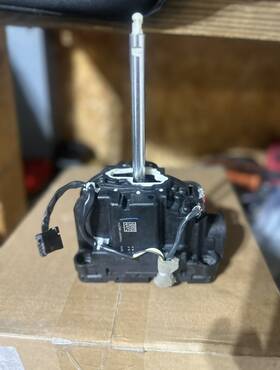 04670713ac Jeep 2018 - 2024 Wrangler Auto Transmission Floor Gear Shifter Oem