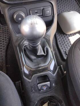 1405143 Jeep Used Automatic Transmission Shift Lever Assembly Fits 2017 Renegade Trans
