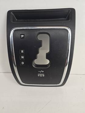 49261060515 Jeep 1jm52trmac 2009 - 2017 Patriot Compass Auto Shift Shifter Trim Bezel R77