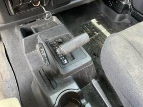 242.am8105 Jeep Shifter Tj 2005 Transmission Shift 5064122