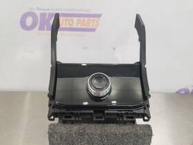 242.am8225 Jeep 25 Grand Cherokee Altitude 3.6l Automatic Transmission Shifter