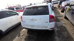 2570414 Jeep Used Automatic Transmission Shift Lever Assembly Fits 2011 Compass Grade
