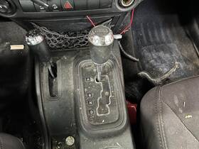Jeep 3013345 Used Manual Transmission Shifter Assembly Fits 2013 Wrangler Grade A