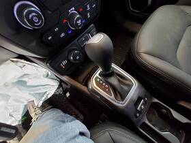 5yq13lxhaa Jeep Used Automatic Transmission Shift Lever Assembly Fits 2022 Renegade Leathe
