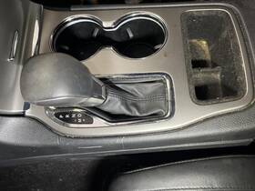911467 Jeep Used Automatic Transmission Shift Lever Assembly Fits 2018 Grand Cherokee