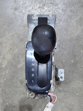 P52104321ad Jeep 2002-2004 Liberty Automatic Floor Shifter Oem