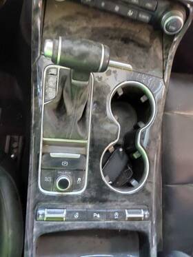 242.ki1s19 Kia Stinger 2019 Transmission Shift 3724124