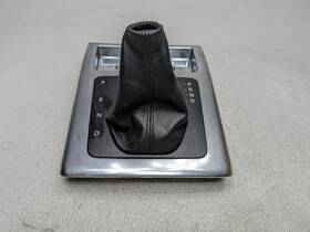 Dh52-046c34 Land Rover 2008 - 2015 Lr2 Oem Transmission Floor Shifter Boot Bezel Selector