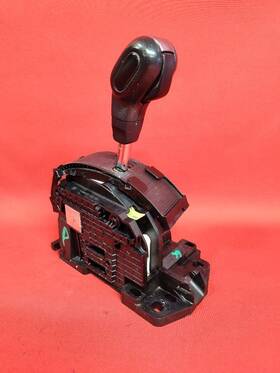 Ucb500072 Land Rover 2005-2009 Lr3 V8 Automatic Transmission Gear Shifter Lever Knob Set