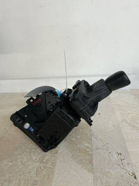 242.le1i17 Lexus Is200t 2017 Transmission Shift 465358