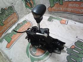 242.le1t21 Lexus Ux250h 2021 Transmission Shift 3611363