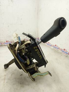 242.le1t90 Lexus 90 Ls400 Transmission Shift Assembly