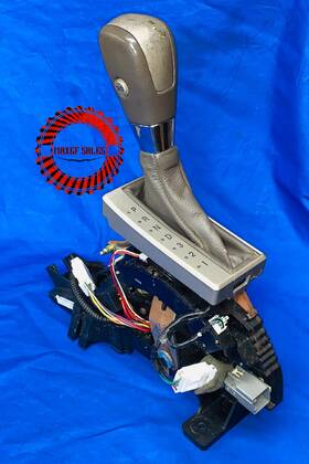 Ac34n7 Lincoln 7k004 Aviator Automatic Gear Shift Shifter Assembly 03-05 Oem