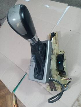 Pm2c7p-7k004-ajb2ar Lincoln 2003 - 2005 Navigator Automatic Gear Floor Shifter Assembly Oem