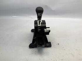 242.mz1a21 Mazda 19-24 3 Sedan 2.5l Fwd Center Console At Floor Gear Shifter With Knob B