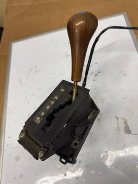 126267047 Mercedes-benz 380sec C126 Coupe 1983 Automatic Floor Gear Shifter Oem
