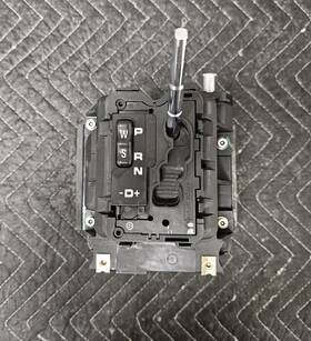 170-267-08-24 Mercedes-benz 2001-04 Slk230 Slk320 R170 Genuine Floor Shifter