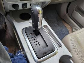 242.fd2c09 Mercury Mariner 2009 Transmission Shift 7951400