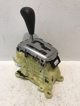 2400a518 Mitsubishi 17-23 Mirage Hatchback Automatic Floor Gear Shifter Oem