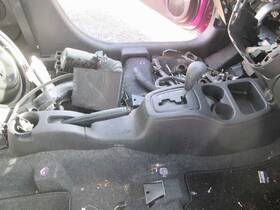 242.ms1j15 Mitsubishi Floor Shifter Assembly Auto Trans Fits 15 Mirage 264921