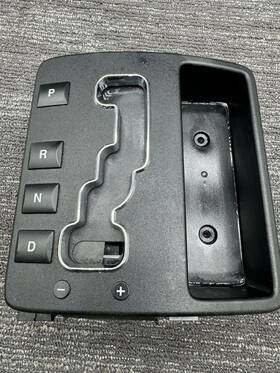 52267116 Mopar New Oe 2005-2007 Jeep Grand Cherokee Shifter Bezel Surround