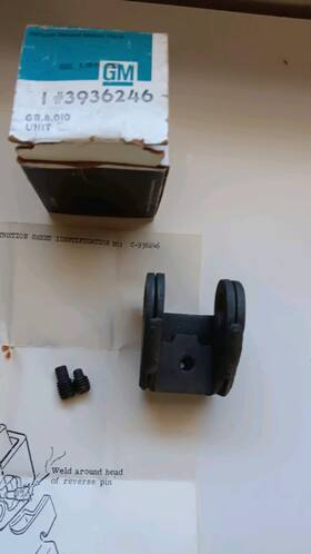 3936246 Muncie 1964 67 Corvette Nos 1 # Shifter Base Housing Unit Complete