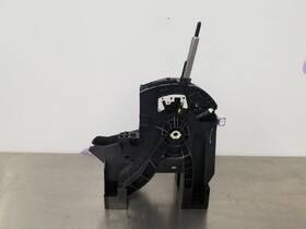 242-10484b Nissan 25 2025 Kicks Sv New Style 2.0l Automatic Transmission Shifter Plastic
