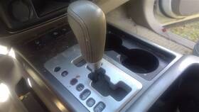 242.da1310 Nissan Armada 2010 Transmission Shift 381871