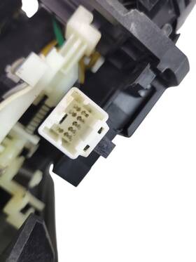 242.da1h08 Nissan Versa 2008 Transmission Shift 847961
