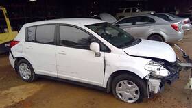 242.da1h11 Nissan Versa 2011 Transmission Shift 562953
