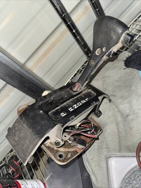 242.da1l93 Nissan 1991-1994 240sx S13 Automatic Transmission Shifter Assembly