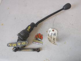 412.da1586 Nissan 86-95 Pathfinder Hardbody Pickup 4x4 Transfer Case Shifter Stick Oem